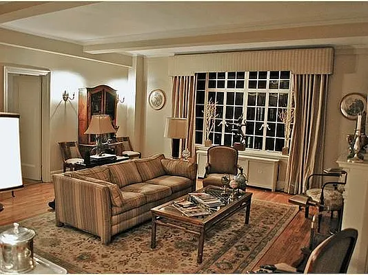 Sold by Stribling | media 9