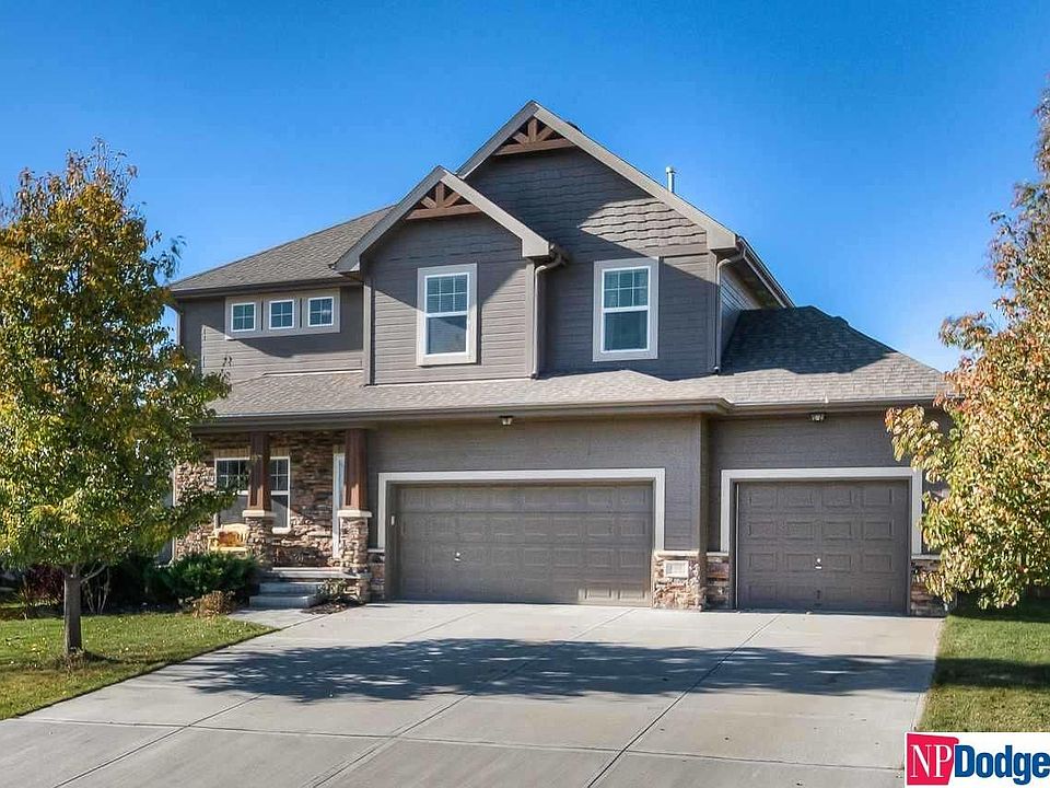 1st image of 6008 S 194th Ave