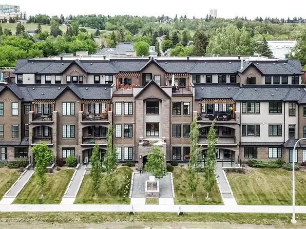 3320 S 3rd Ave NW #101, Calgary, AB T2N 0L9
