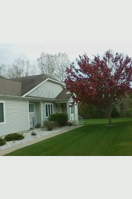 225 Aberdeen Ct photo 1