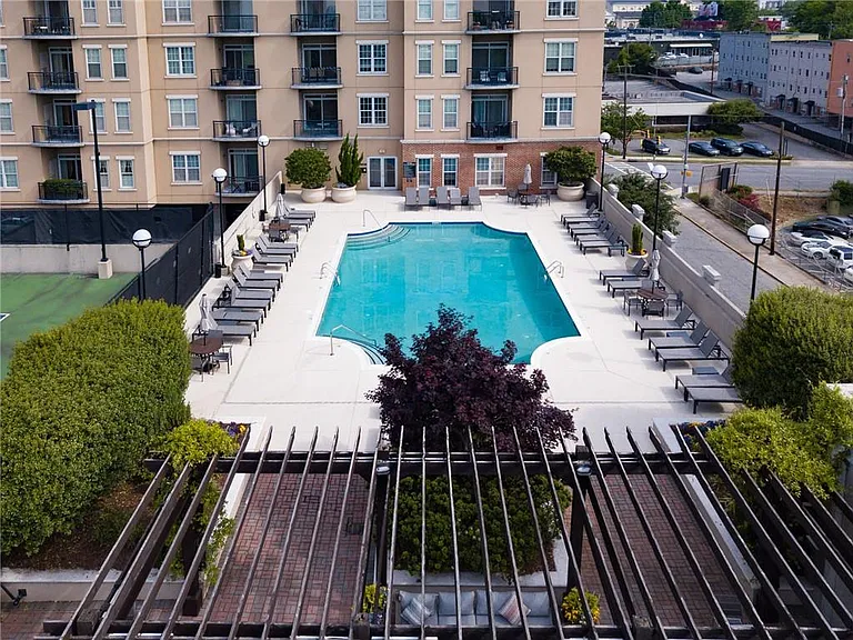 325 E East Paces Ferry Rd NE #502 — Photo 34