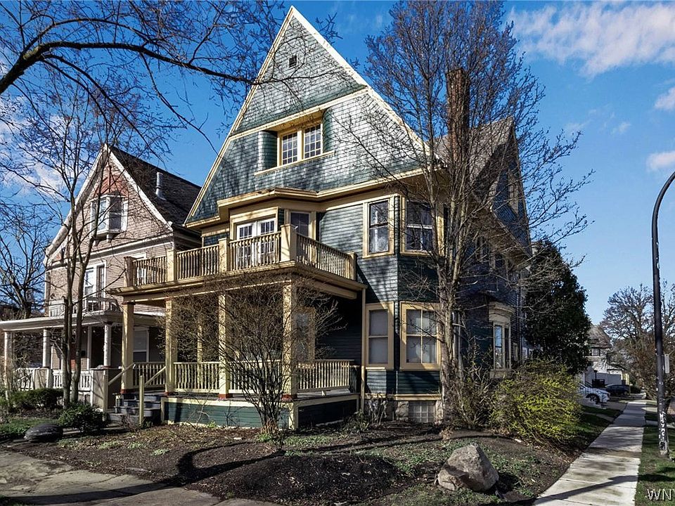 1st image of 320 Richmond Ave