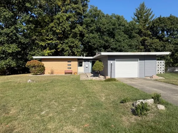 19 Logan Terrace Two, Danville, IL 61832