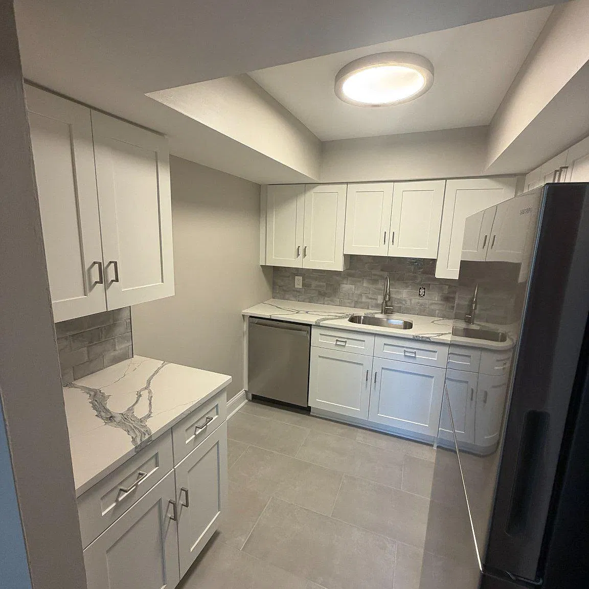 2 bed, 1.0 bath, 1092 sqft, $2,400 — Photo 3