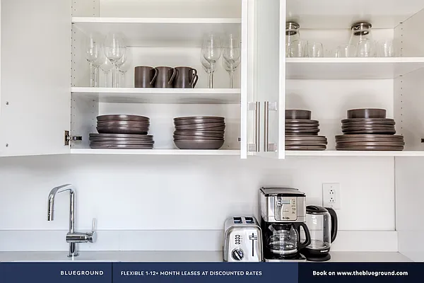 Rented by The Blueground | media 99