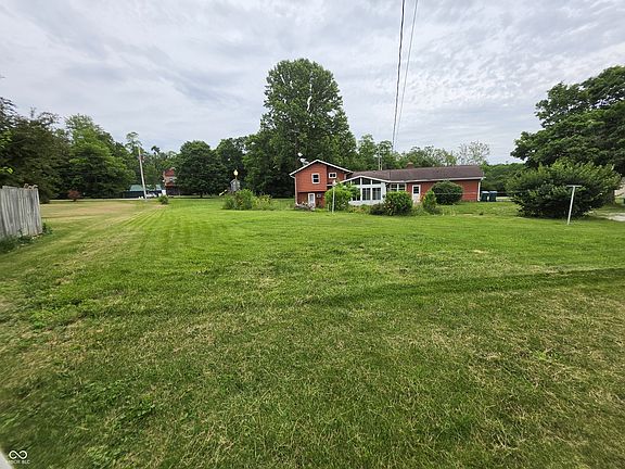 4th image of 4407 Martin Rd
