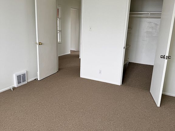 3rd image of 2819 Wawona St