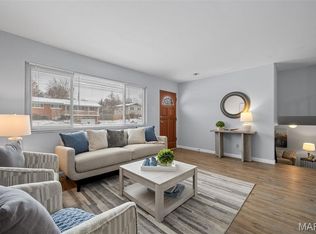 11008 Baywood Ter, Saint Louis, MO 63126