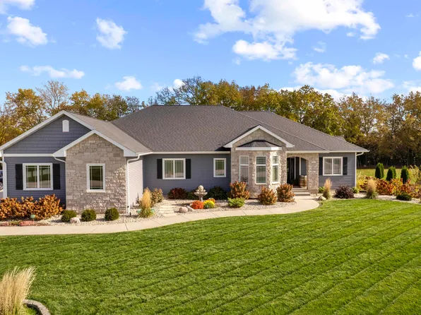 N815 Long Dr, Fort Atkinson, WI 53538