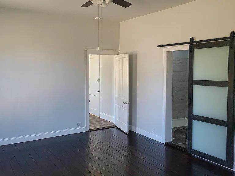 437 W Front St #A — Photo 4