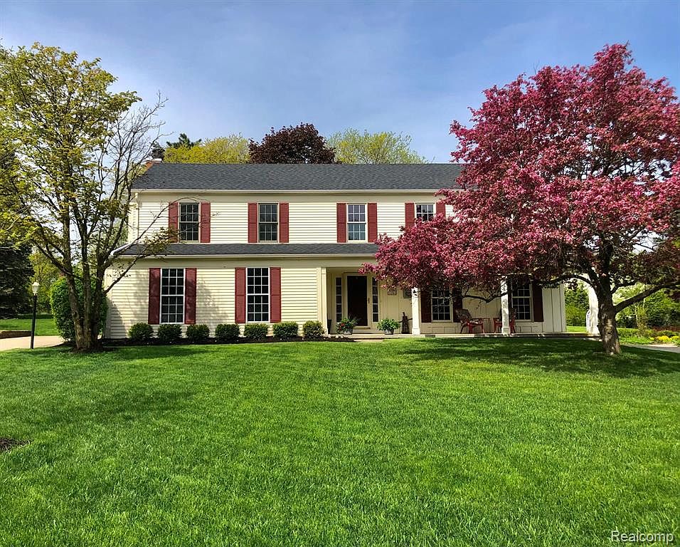 1153 E Fairview Ln, Rochester Hills, MI 48306 MLS 20230037401 Zillow