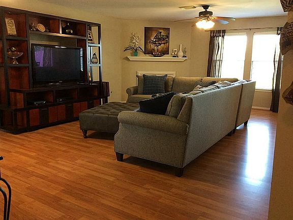 2nd image of 3209 Maryfield Ln