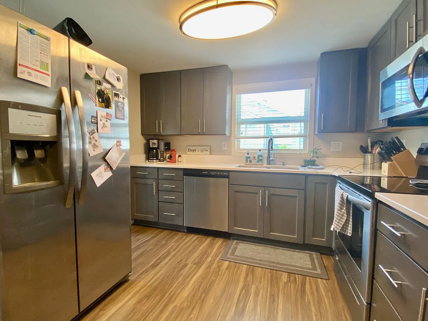 4 bedroom Seatac rambler w/ large yard — Photo 2