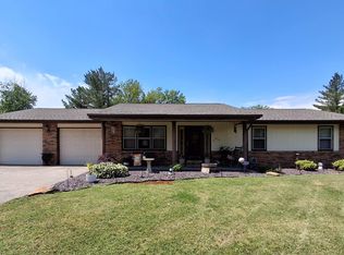 600 Mary Lynn Dr, Marion, IL 62959