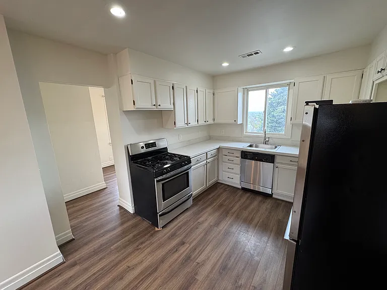 1260 E Emerson Ave #1 — Photo 6