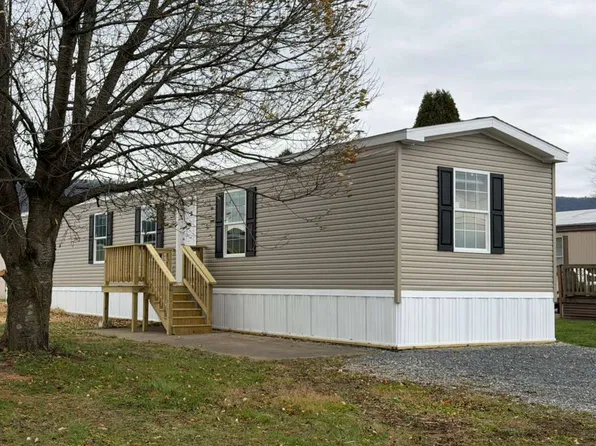 199 Harvest Moon Park, Linden, PA 17744