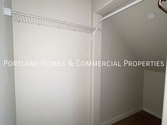 3rd image of 4409 NE Killingsworth St Unit 101