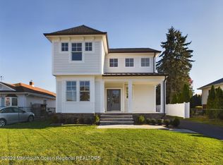 72 Parker Ave, Fair Haven, NJ 07704