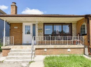 7714 Redstone Rd, Mississauga, ON L4T2B9