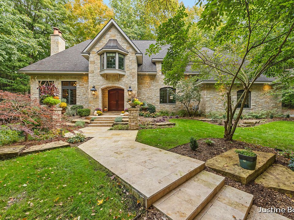 1st image of 17023 Shore Oaks W