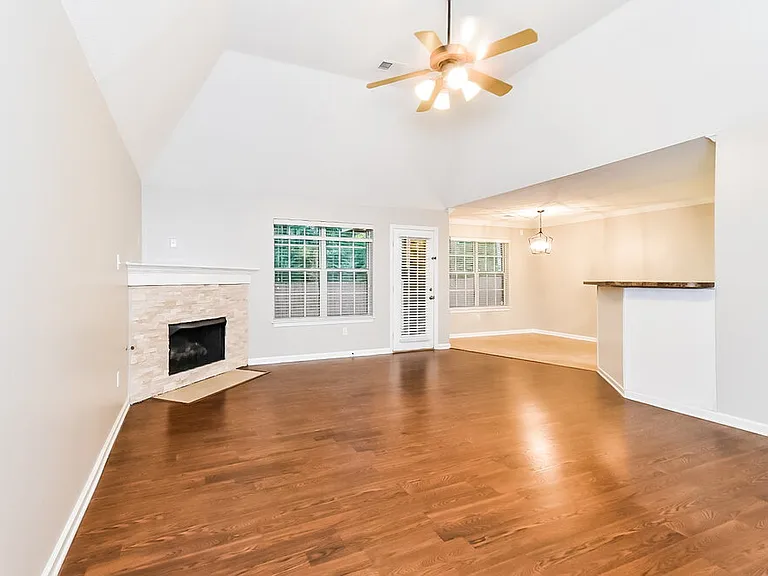 7214 Grapetree Trl — Photo 4