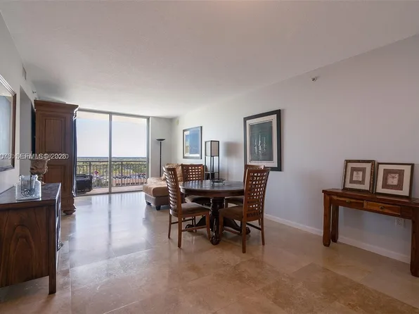 9066 SW 73rd Ct APT 1202, Miami, FL 33156