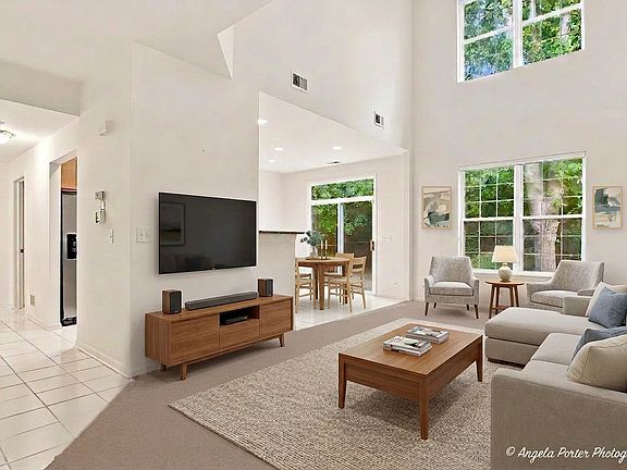 3rd image of 2359 Chelsea Rd