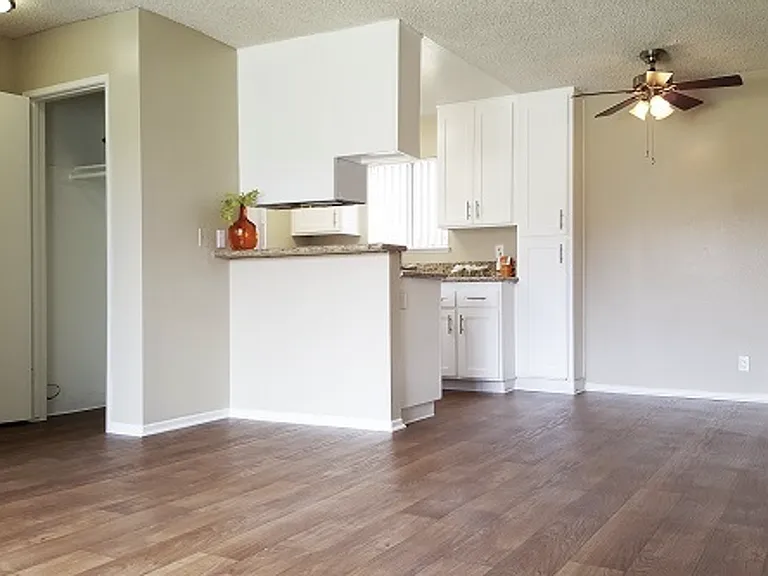 Shadow Mountain Apartments — Photo 48