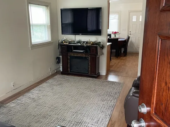 (undisclosed Address), Seattle, WA 98108