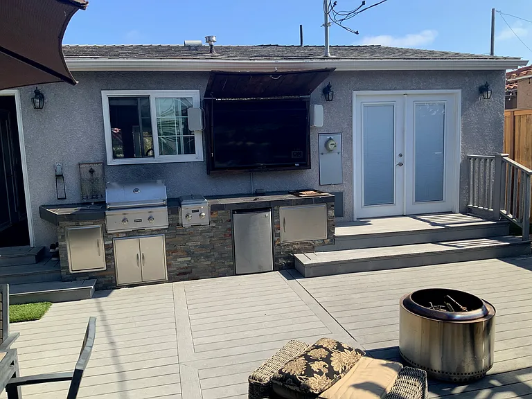 1139 23rd St — Photo 8