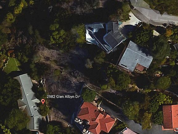 2nd image of 2982 Glen Albyn Dr
