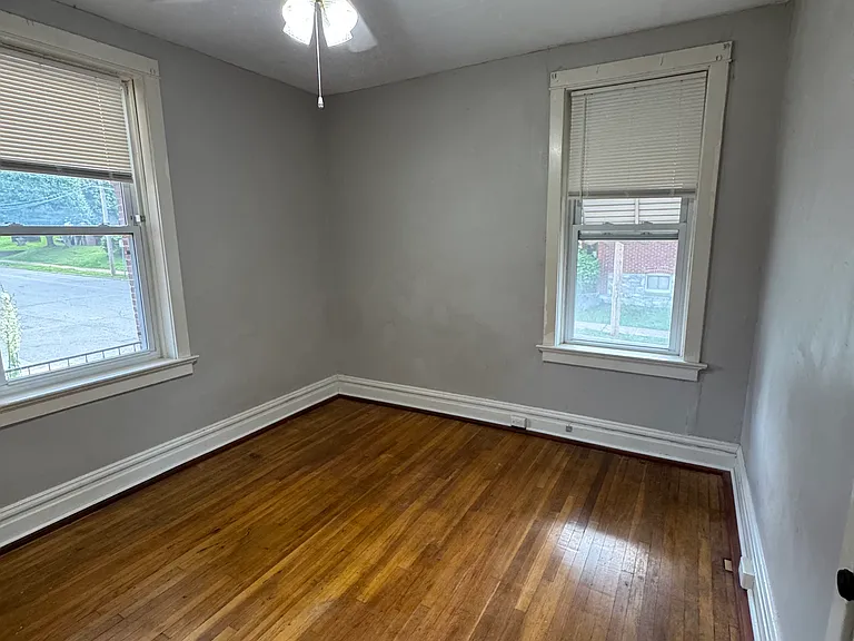 4400 Taft Ave — Photo 10