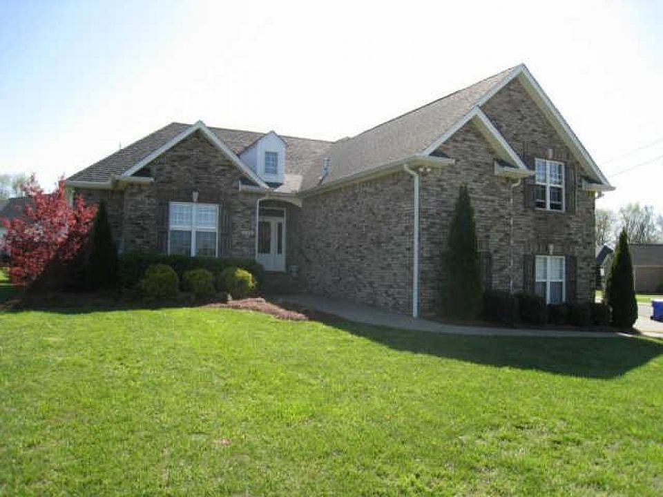 1st image of 111 Artesa Dr