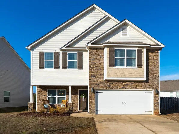 1061 Medinah Dr, Calera, AL 35040