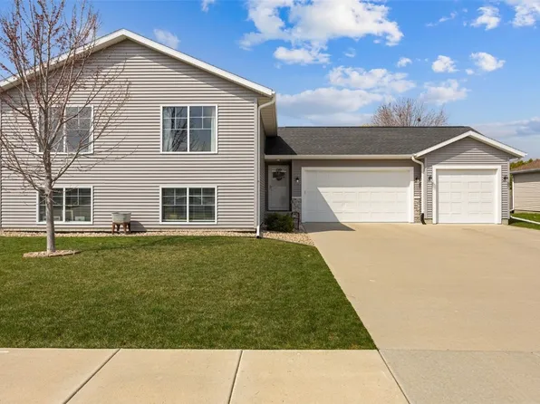 2274 Crestwood Ln, Marion, IA 52302