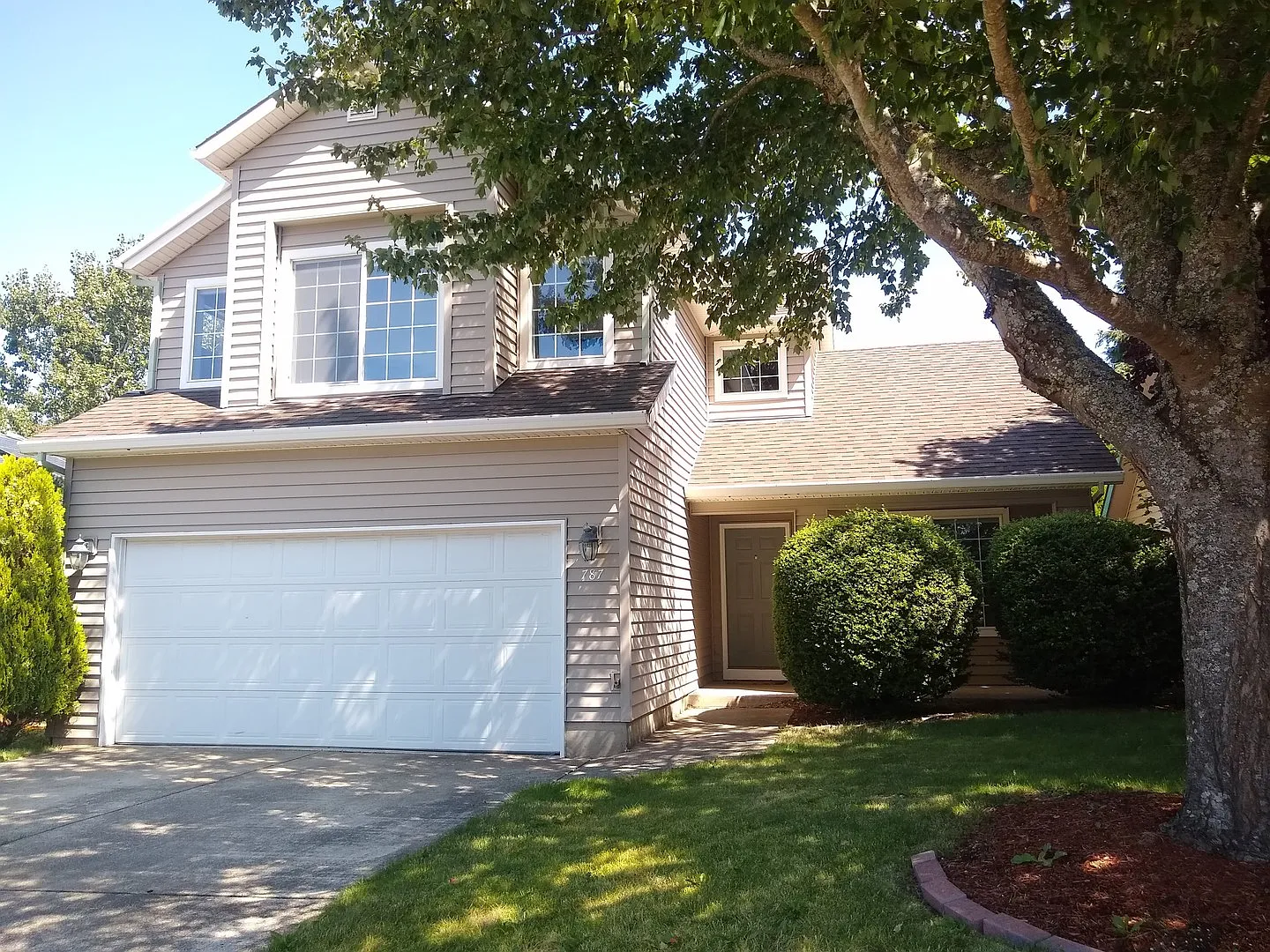 Spacious, 3BR House for Rent — Photo 1
