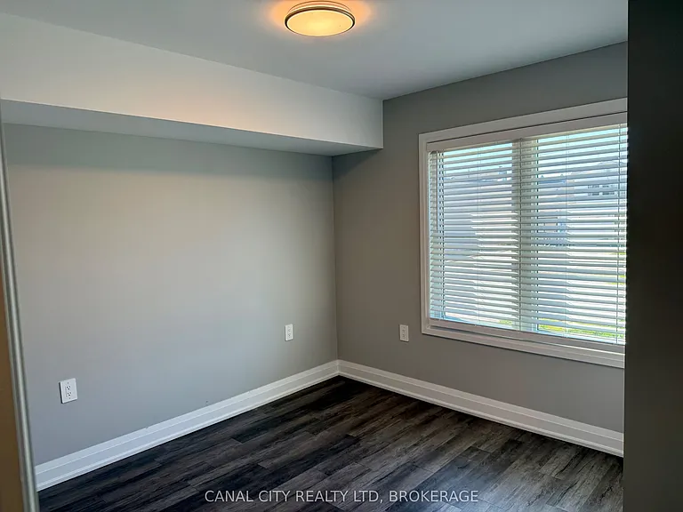 6 Ann St #4 — Photo 10