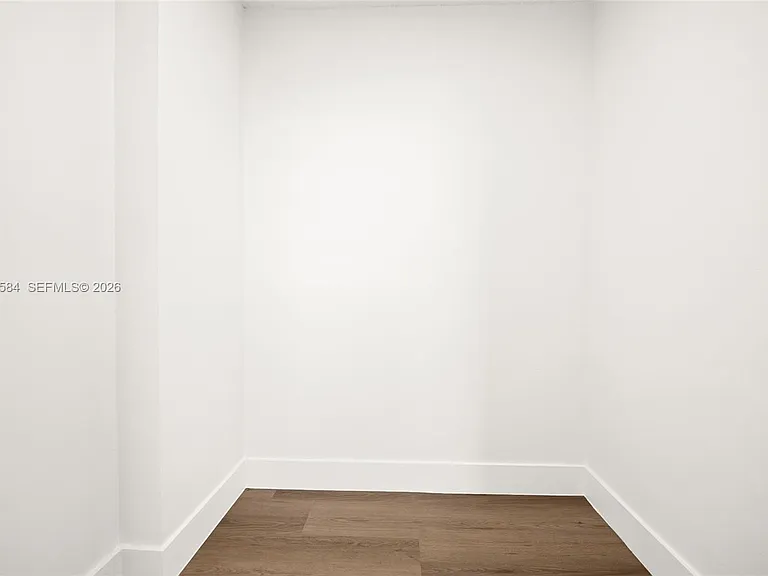 8107 SW 72nd Ave #413E — Photo 16