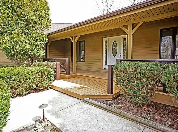 2nd image of 34889 Oak Knoll Cir