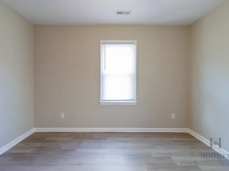5838 Greenfield Ave — Photo 15