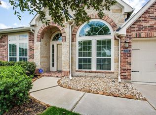 2804 Leafwood Ln, Pearland, TX 77584