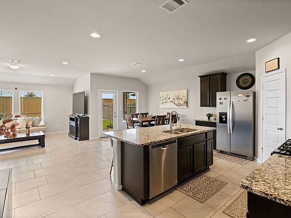 3rd image of 3510 Sicily Island Ln