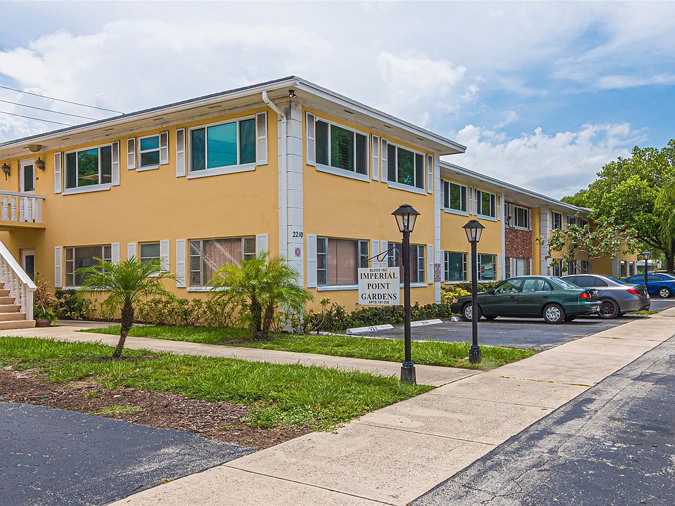 1st image of 2210 NE 56th Place #125