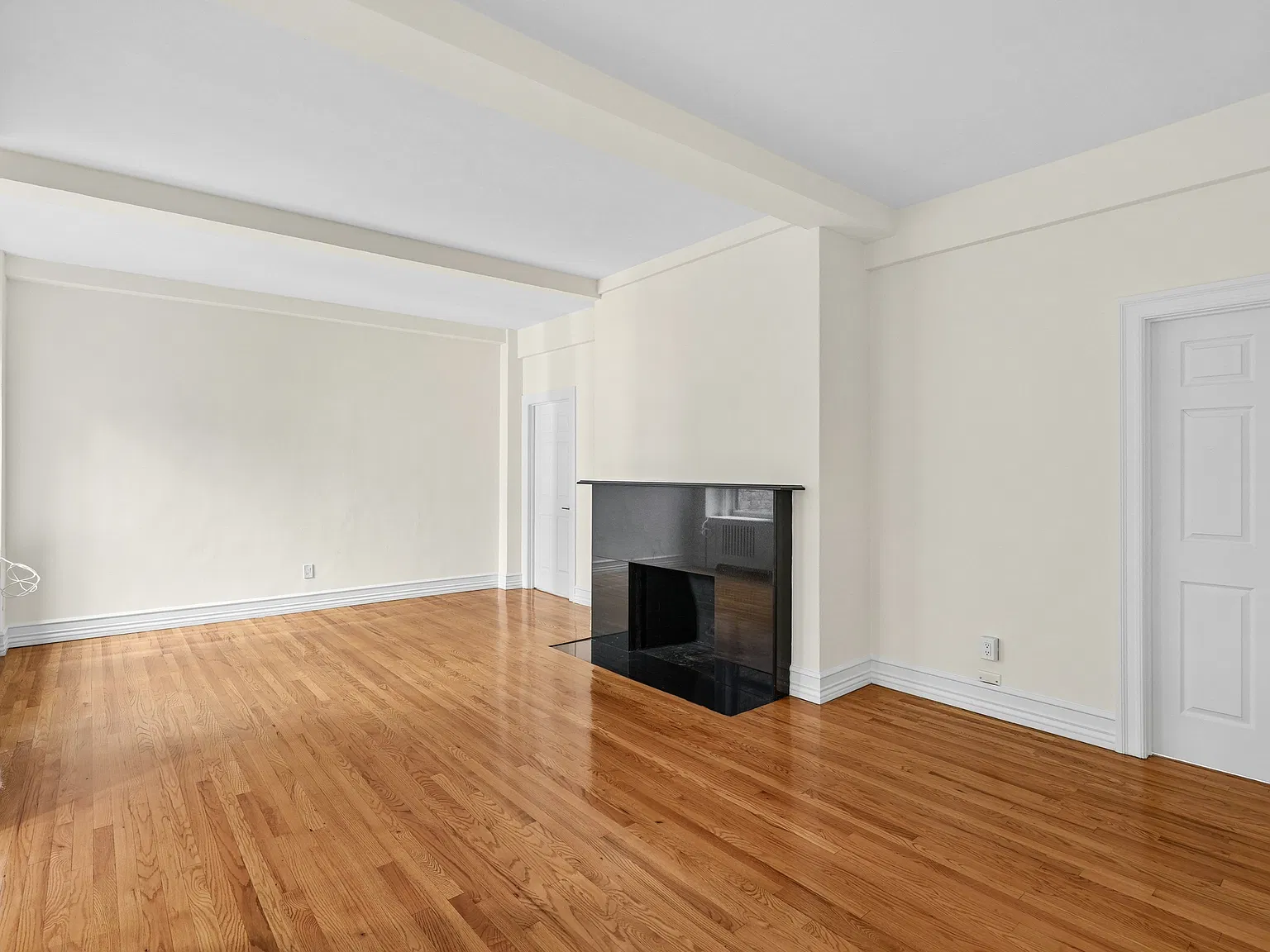 151 East 80th Street — Photo 2