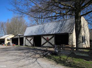 7670 River Rd, Marine City, MI 48039