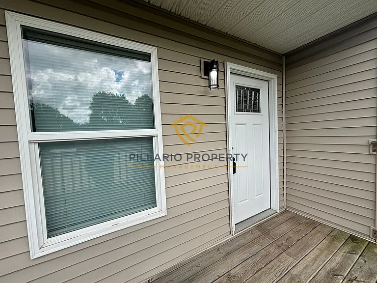 123 W North G St — Photo 12