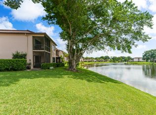 21597 Juego Cir E #6E, Boca Raton, FL 33433