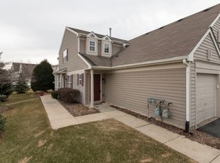 2927 Rutland Cir UNIT 204, Naperville, IL 60564