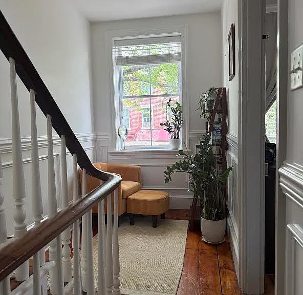 114 E Barnard St — Photo 10