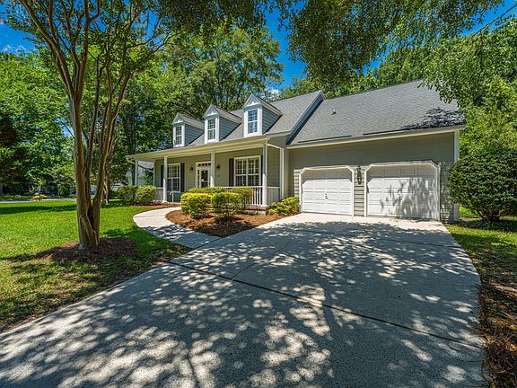 4th image of 2717 Merwether Ln